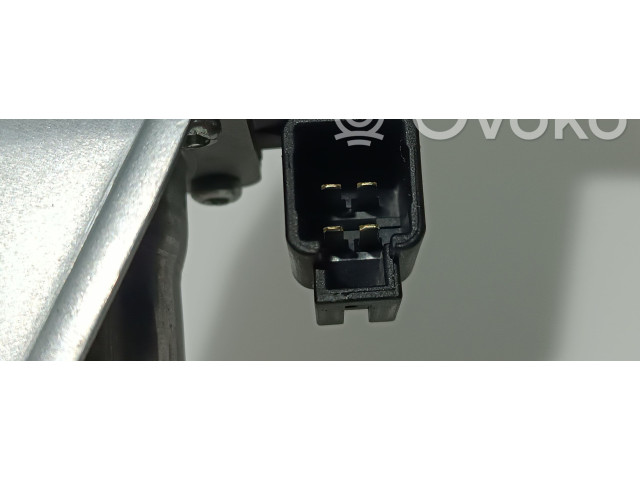 Моторчик заднего дворника LR060921, FK7217404AC Land Rover Discovery Sport