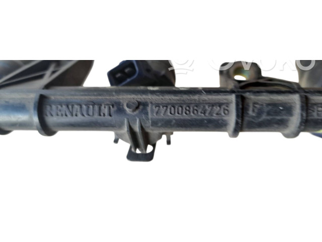 Топливная рампа 7700864726   Renault Scenic I  