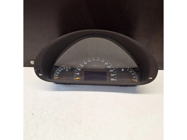 Панель приборов A2035407611   Mercedes-Benz C W203       