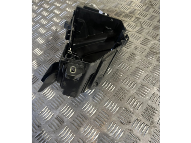 Блок предохранителей  31398000   Volvo XC90    