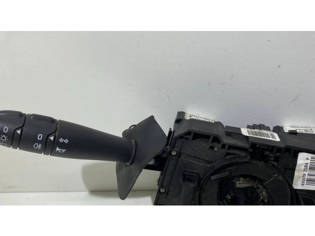 Ручка стеклоочистителей 8200792584, 901057666   Dacia Sandero