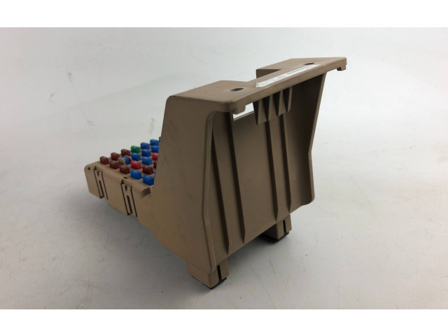 Pojistková skříňka 82201AG040 Subaru Legacy 2008