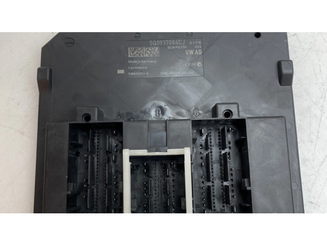 Блок комфорта 5Q0937084CJ Skoda Octavia Mk3 (5E)