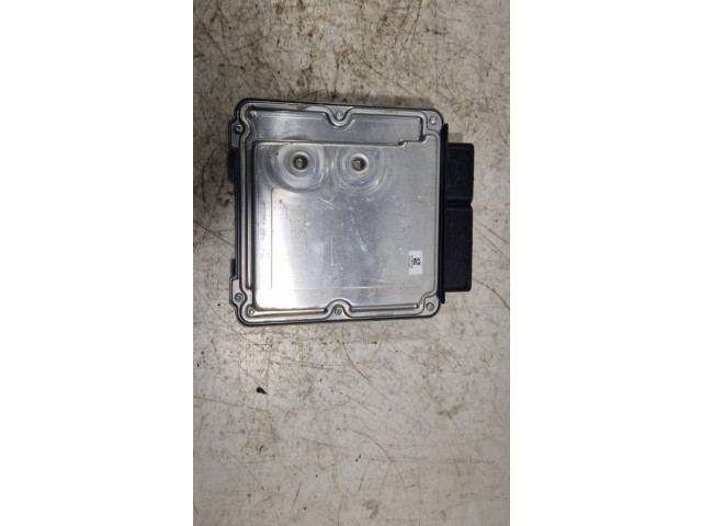 Řídící jednotka 03G906016HN, 1039S10847 Volkswagen Caddy 2005