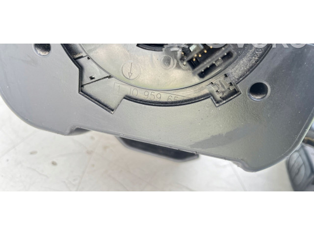 Ось рулевого колеса     Audi A6 S6 C5 4B   