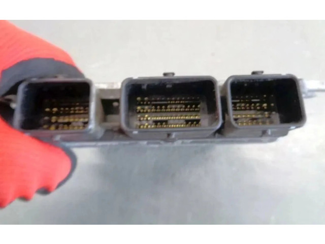   Pojistková skříňka    Nissan Murano Z51 2009