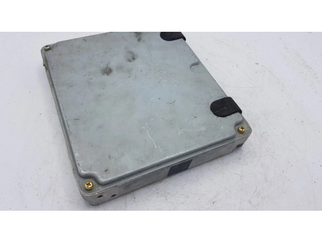 Блок управления двигателя 8966153211, 1753005240 Lexus IS 200-300