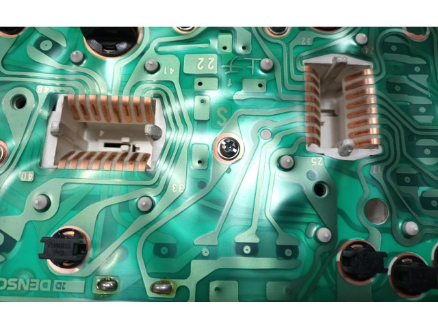 Панель приборов MB918445 Mitsubishi Galant