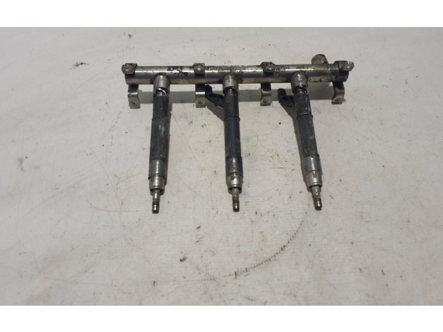 Топливная рампа 06M133315L   Audi A7 S7 4K8   для двигателя DLZA