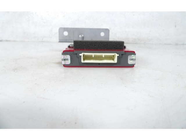 Блок управления двигателя 88821AJ001, 88821AJ001   Subaru Legacy