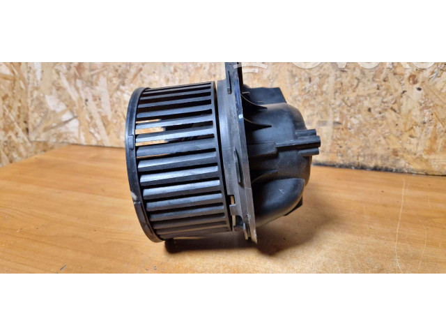 Вентилятор печки 1k1820015 Skoda Octavia Mk2 (1Z)
