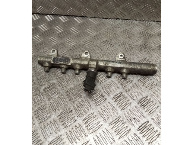 Vstřikovací lišta 0445214016 Fiat Punto (188)