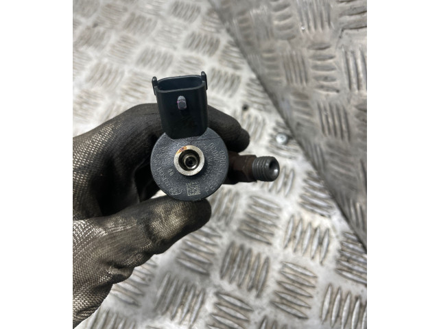 Vstřikovač 0445110262 Toyota Yaris