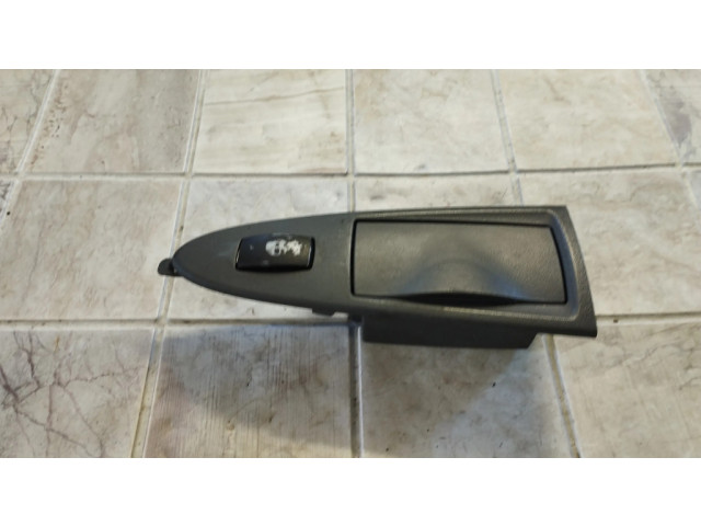 Включатель электрических окон