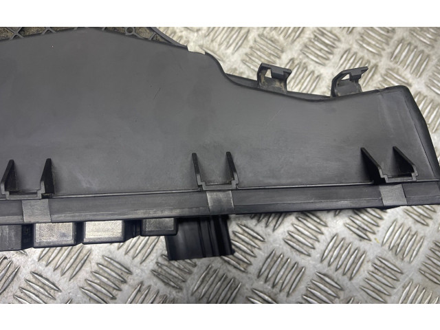 Блок предохранителей  9494210   Volvo V70    