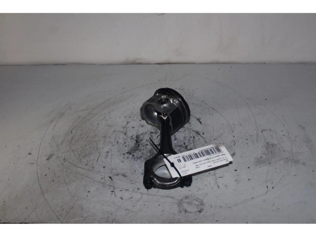 Поршень с шатуном 55263623 Jeep Renegade