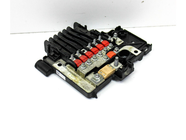   Pojistková skříňka 101327200F   Tela Model S 2015