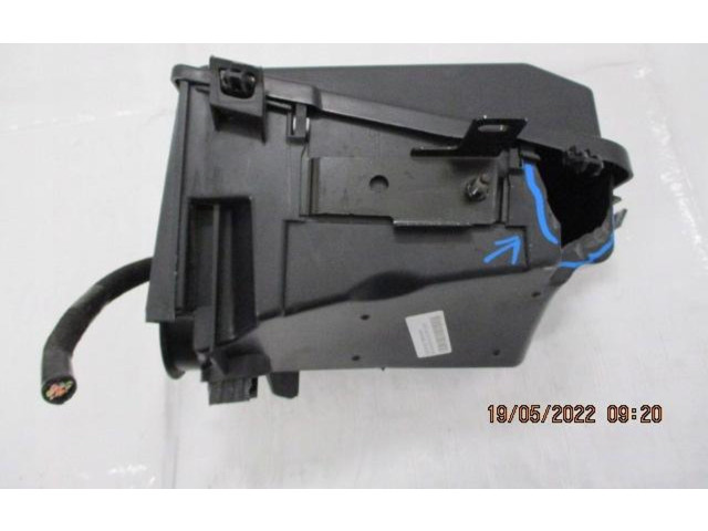 Pojistková skříňka Peugeot 5008 II 2016