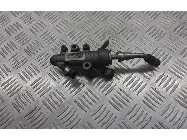 Vstřikovací lišta 000552033450 Saab 9-3 Ver1