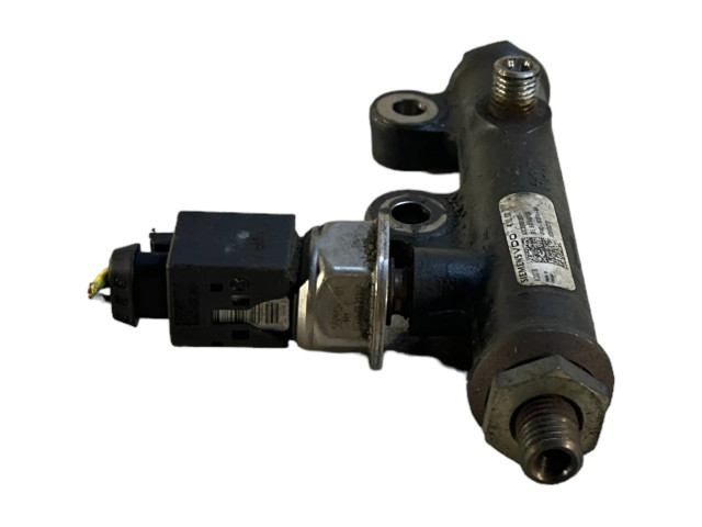 Топливная рампа 4R8Q9C066AA, 5WS40128 Jaguar S-Type 2.7