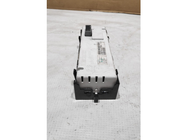 Дисплей    280341078R   Renault Trafic II (X83)