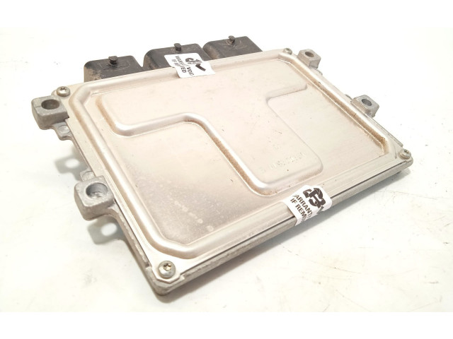 Блок управления двигателя 9811545080, 9800913080 Citroen C4 Cactus