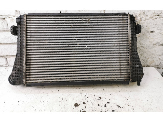 Интеркулер 1K0121345M Volkswagen Golf Plus