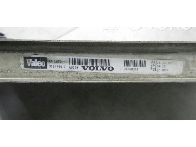 Радиатор охлаждающей жидкости    Volvo XC60  