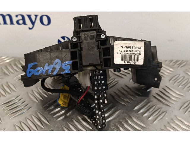 Подушка безопасности водителя 255670610RA   Renault Trafic III (X82)