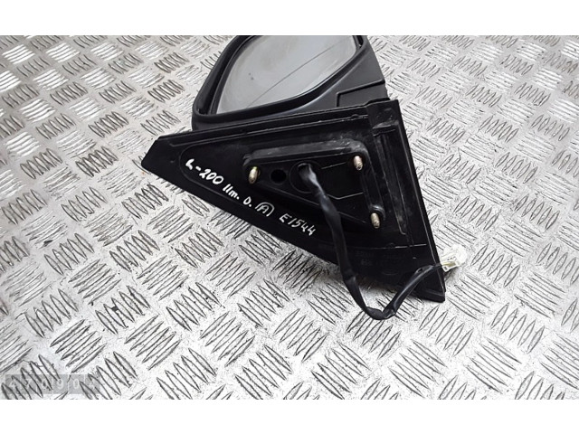 Зеркало электрическое Mitsubishi L200 2006 - 2014 года