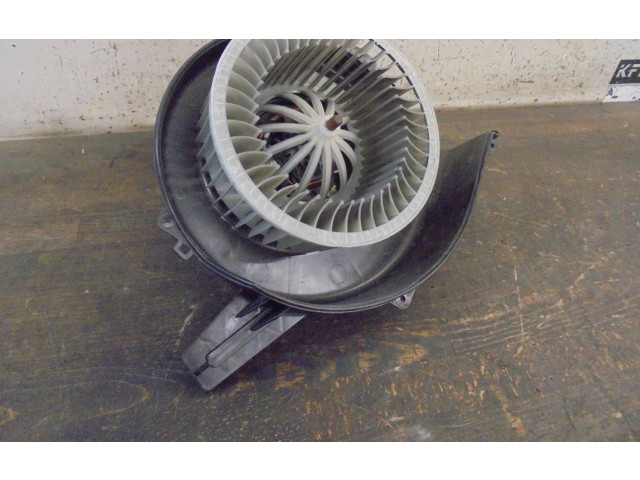 Вентилятор печки    6Q1819015J, 6Q1819015J   Audi A1