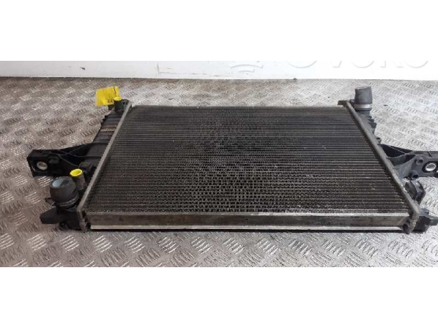 Радиатор охлаждающей жидкости 30723909 Volvo S60