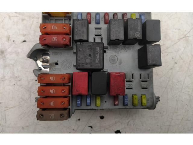 Блок предохранителей 50504455 Alfa Romeo 166