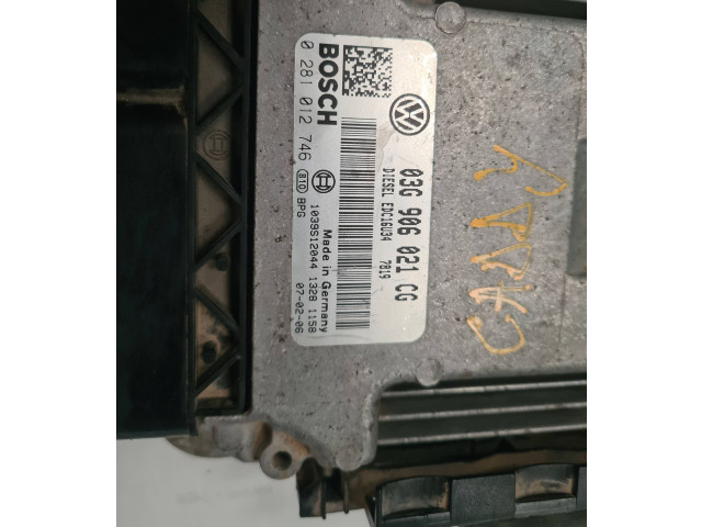 Řídící jednotka 03G906021CG, 1039S12044   Volkswagen Caddy 2008
