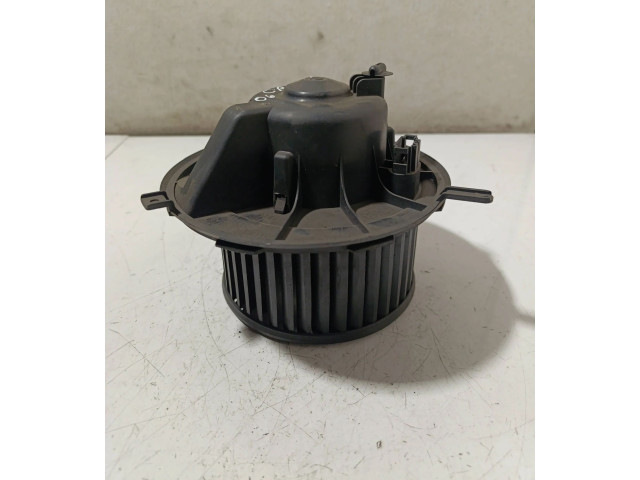 Вентилятор печки 1K1819015, 1K1819015C Volkswagen Caddy