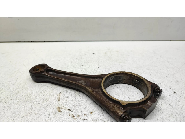 Ojnice  223    BMW 7 E65 E66  4.4