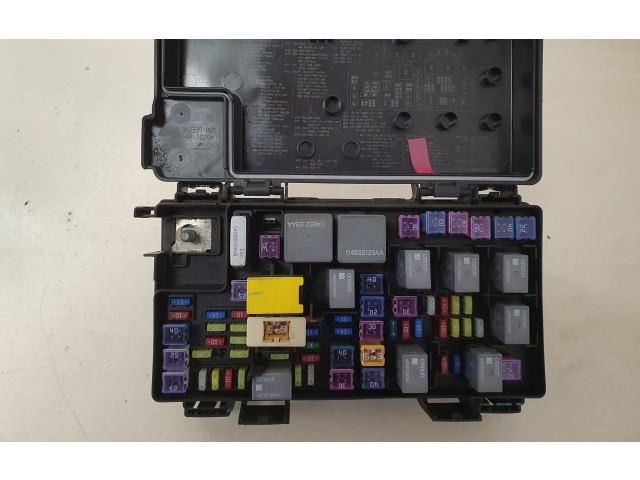 Блок предохранителей 68165691AC Jeep Grand Cherokee