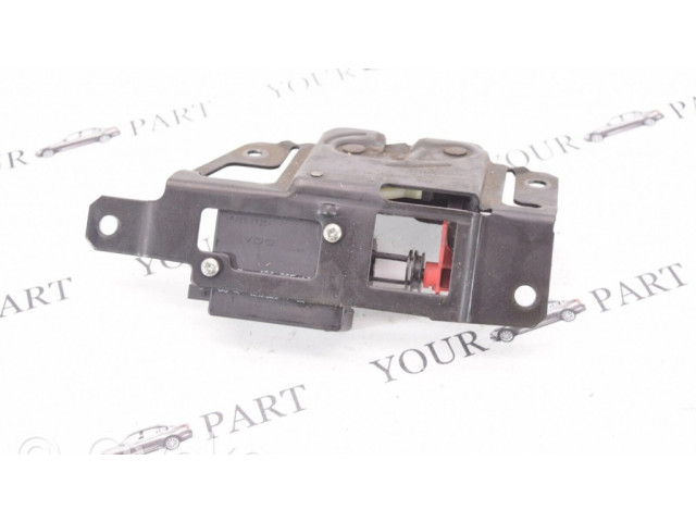 Zámek zadních dveří 7057364 BMW 3 E46 2002