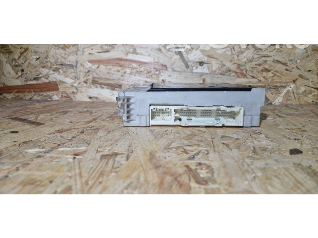   Pojistková skříňka 8273030M10, 8922130410   Lexus GS 250 350 300H 450H 2017