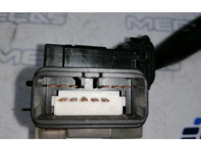 Включатель скорости стеклоочистителей 17B122   Mazda Premacy