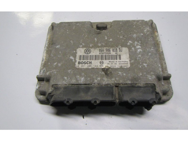 Блок управления двигателя 0261206144, 06A906018DJ Skoda Octavia Mk1 (1U)