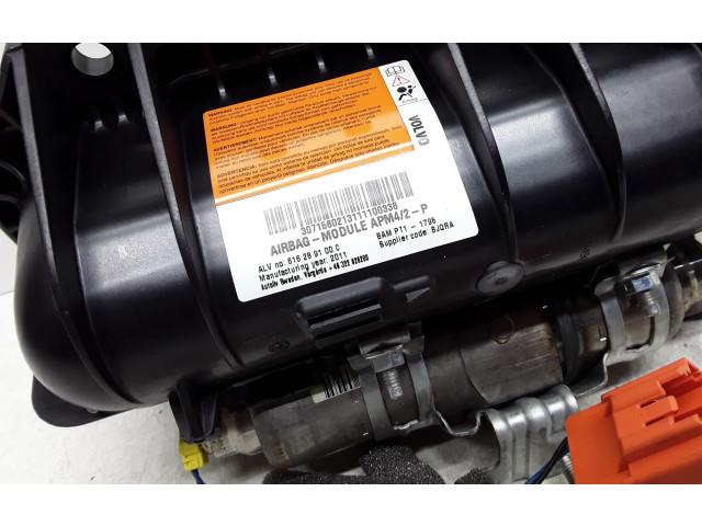 Подушка безопасности пассажира 30715602 Volvo S60