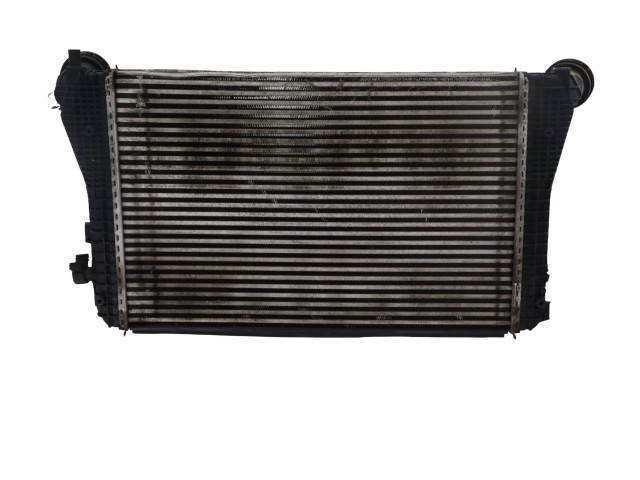 Интеркулер  1K0145803T   Audi A3 S3 A3 Sportback 8P 