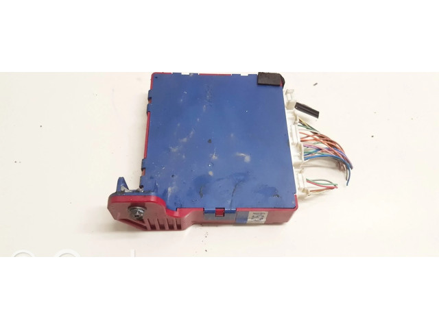 Блок управления 8865053083 Lexus IS 220D-250-350