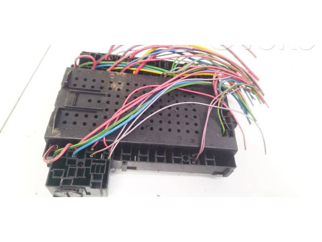 Блок предохранителей  8688434, 30657428   Volvo XC90    