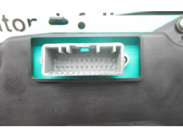 Přístrojová deska Renault Sandero I 2008