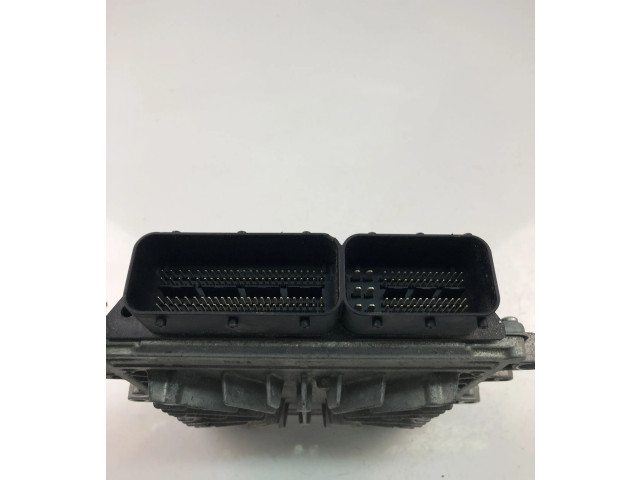 Блок управления двигателем Блок управления 31336983, 0281018414   Volvo V70