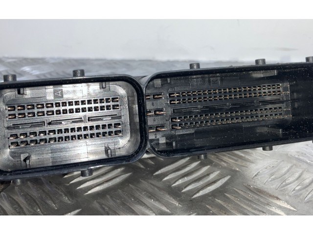 Поршень Блок управления двигателем ECU CFFB 03L906018CN Audi Q3 8U