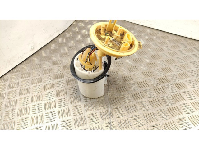 Насос топлива (в топливном баке)