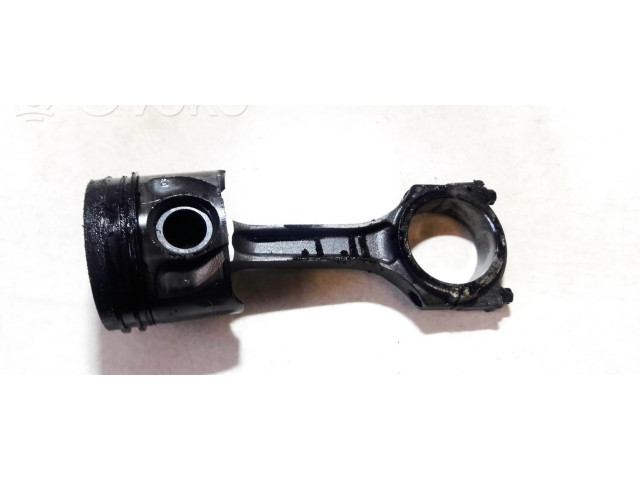 Píst h268x Ford Mondeo Mk III pro naftový motor 2.0